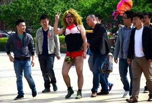 穿丝袜过胸图片大全,穿越胸前的时尚诱惑