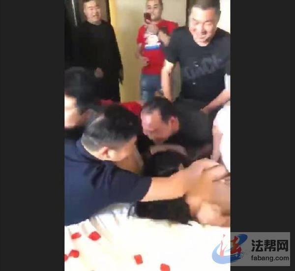 低俗婚礼视频,一场道德沦丧的闹剧